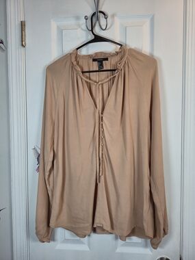 Forever 21 Boho Ruffle Neck Tie Front Button Blouse Tan Nude Large
